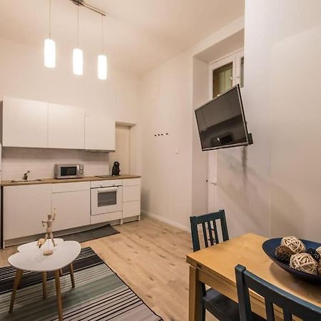 شقة A+ Budapest Central Dob Street المظهر الخارجي الصورة
