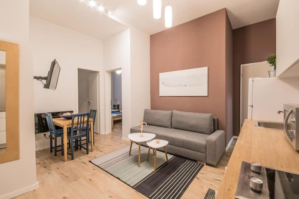شقة A+ Budapest Central Dob Street المظهر الخارجي الصورة